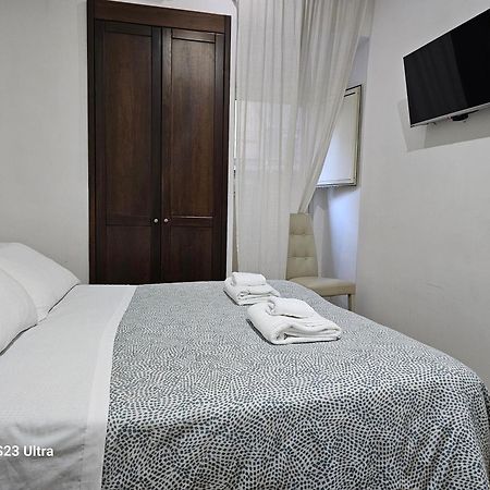 B&B Napoli Centrale Room&Jacuzzi Exterior foto